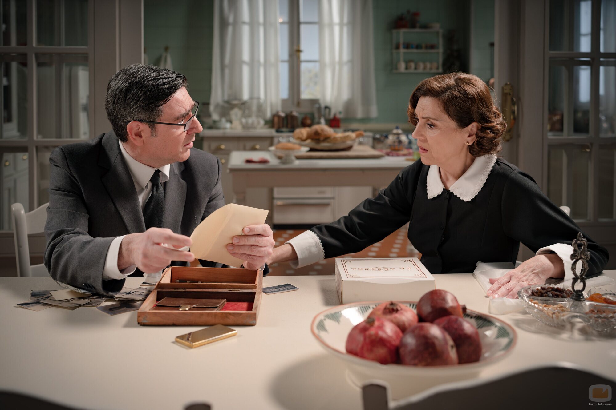 Alberto Lozano y Pepa Aniorte en 3x155 titulado 'Lunes 24 de agosto de 2026' de 'Sueños de libertad'