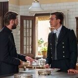 Jose Miguel Blanco y Daniel Schröder en 'Viernes 28 de agosto de 2026' de 'La promesa'