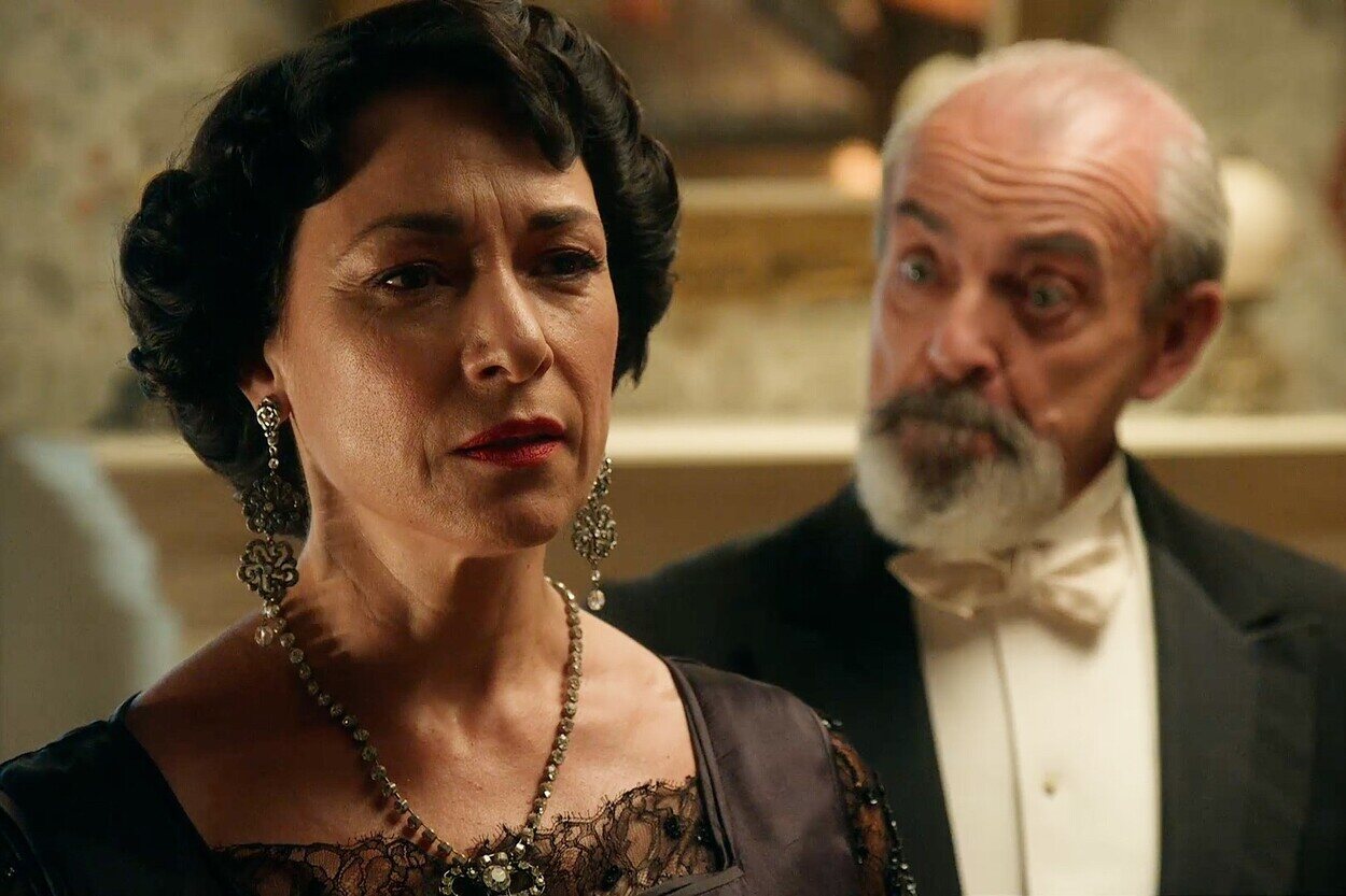 Leocadia y Máximo en una escena de 'La promesa'