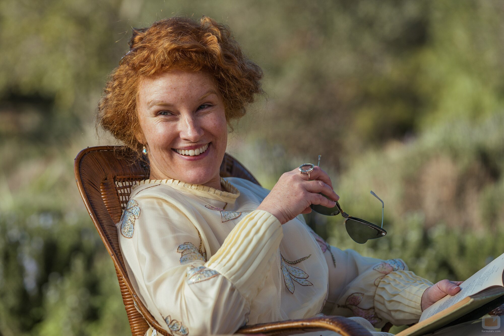 Kate Mulvany en la temporada 1 y el capítulo 02 de 'Mi brillante carrera'