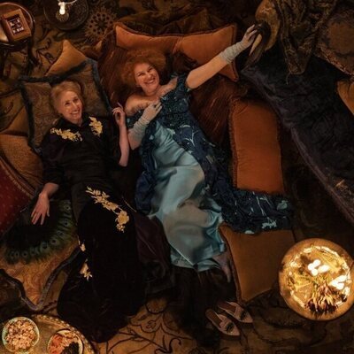 Kate Mulvany y Genevieve O'Reilly en la temporada 1 y el capítulo 04 de 'Mi brillante carrera'