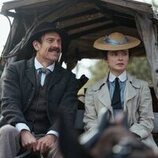 Philippa Northeast y Rohan Nichol en 1x06 'Adiós' de 'Mi brillante carrera'