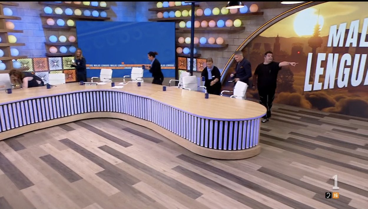 Momento del salto de La 2 a La 1 en 'Malas lenguas'