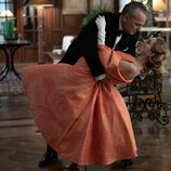 José Coronado y Paloma Bloyd en Capítulo 1 titulado 'Episode #1.1' de 'El problema final'