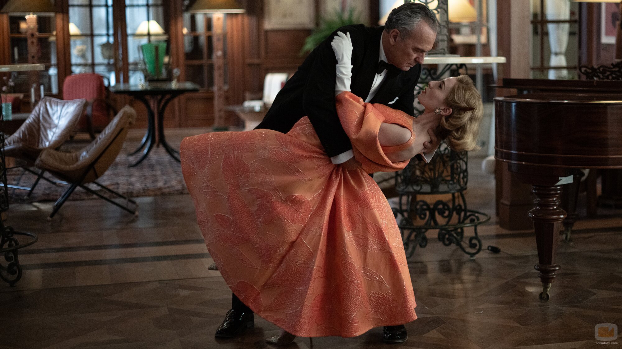 José Coronado y Paloma Bloyd en Capítulo 1 titulado 'Episode #1.1' de 'El problema final'