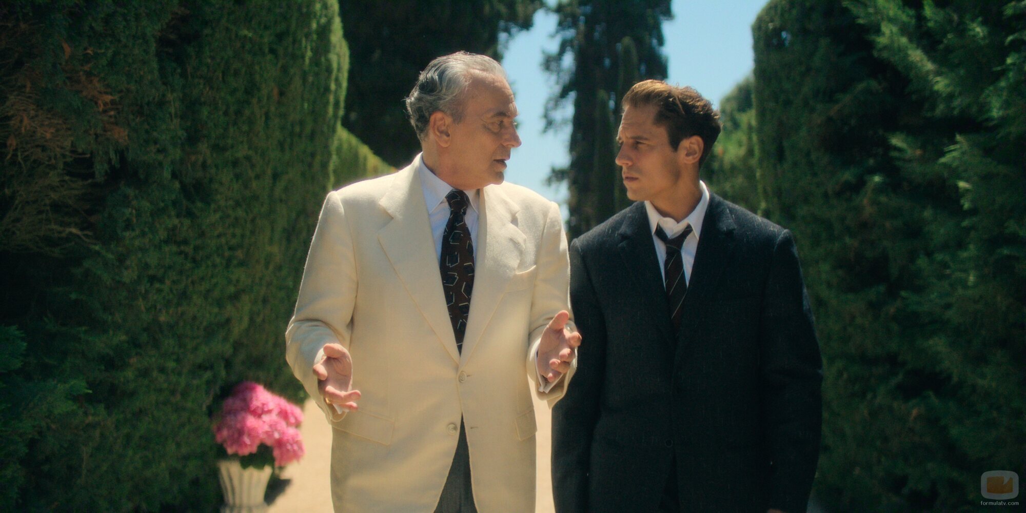 Martiño Rivas y José Coronado en la temporada 1 y el capítulo 03 de 'El problema final'