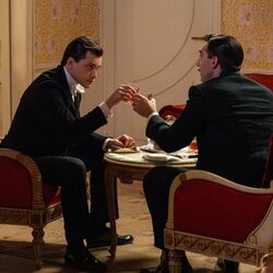Guillermo Serrano y Juan Perales en la temporada 7 y el capítulo 162 de 'La promesa'