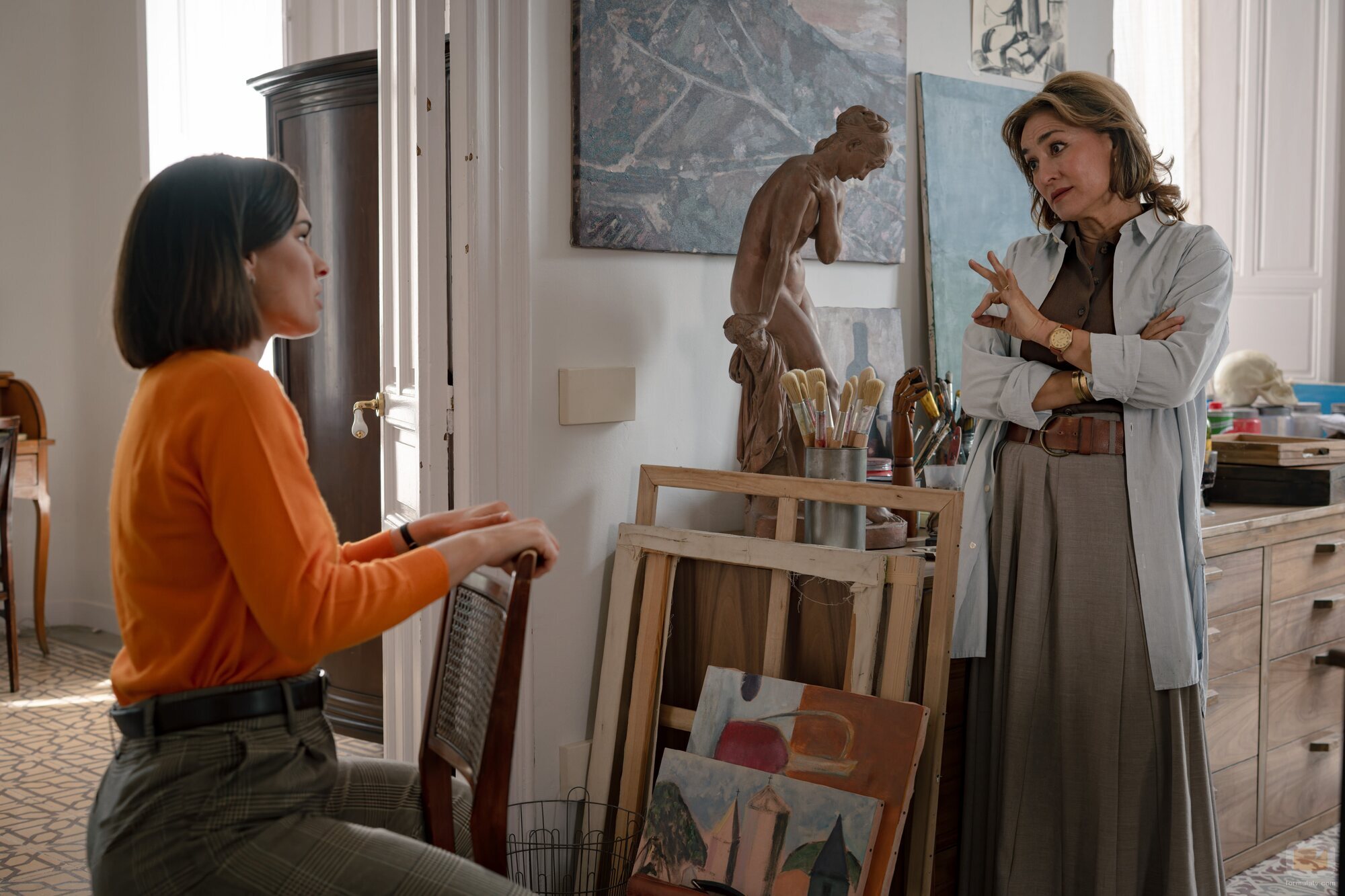 Alba Brunet y Carolina Román en 3x165 titulado 'Lunes 7 de septiembre de 2026' de 'Sueños de libertad'