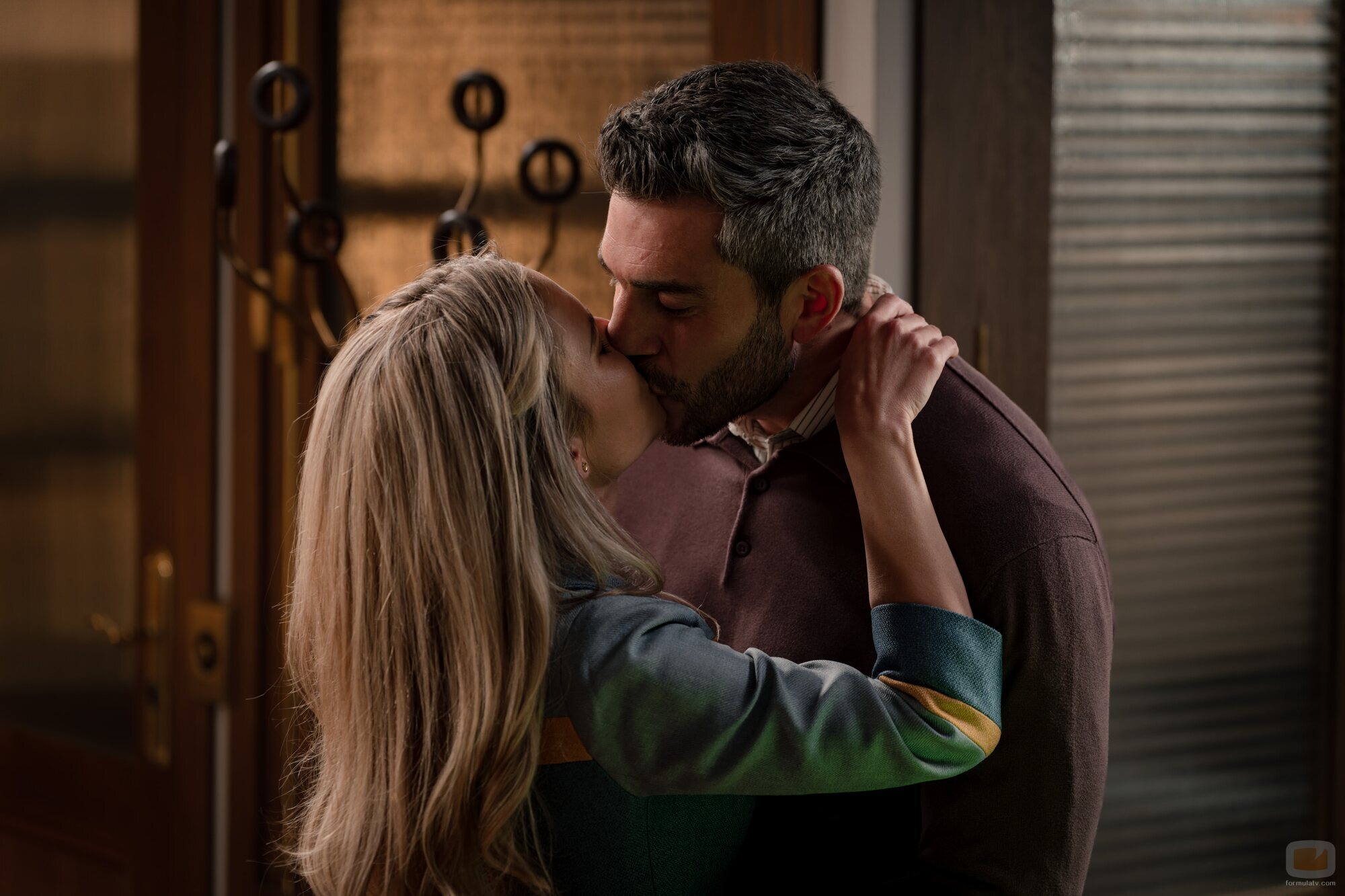 Instantánea de Ana Carlota Fernández y Dani Tatay en el 3x165 de 'Sueños de libertad'