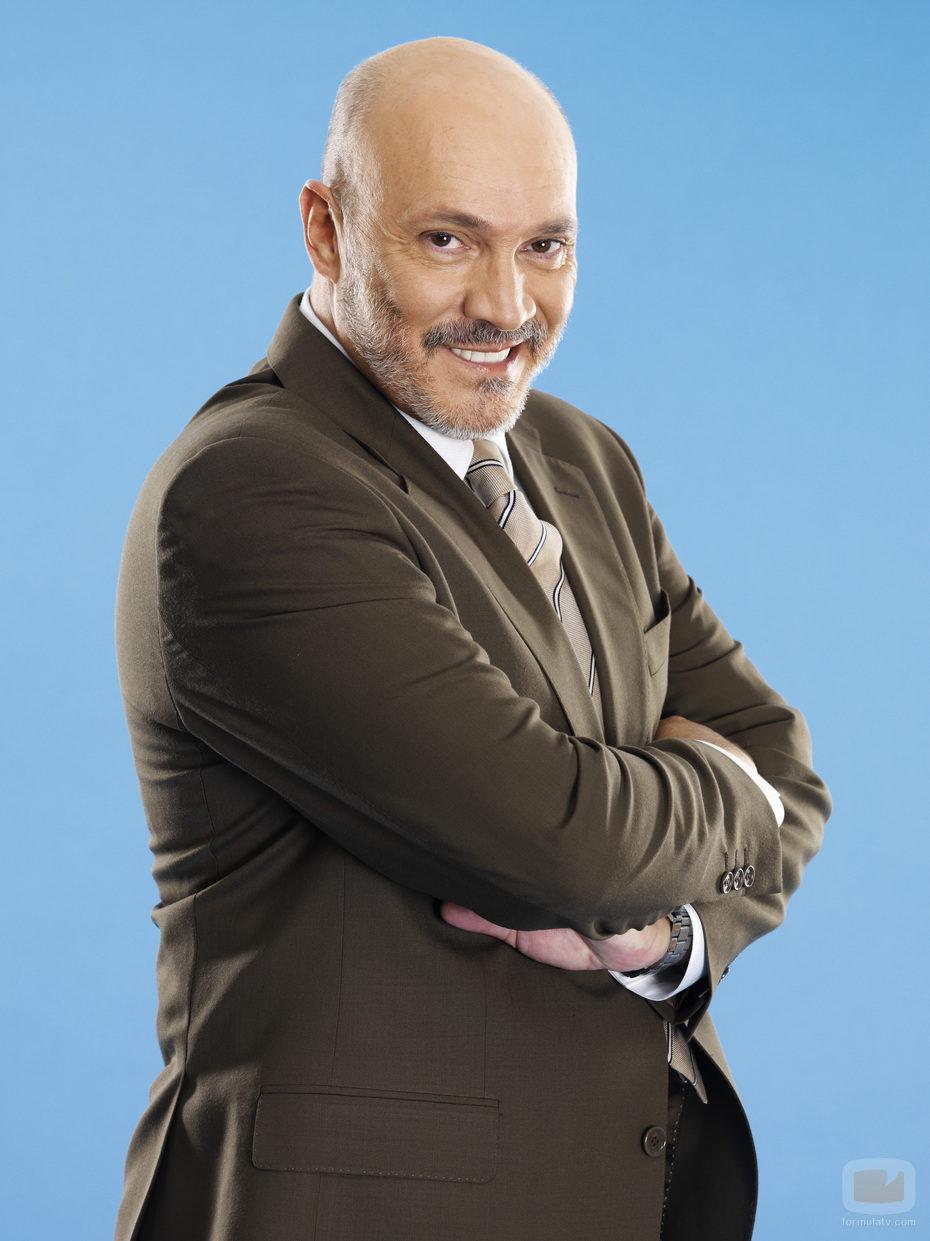 Juan Fernández es Franco Andrada en 'Los exitosos Pells'