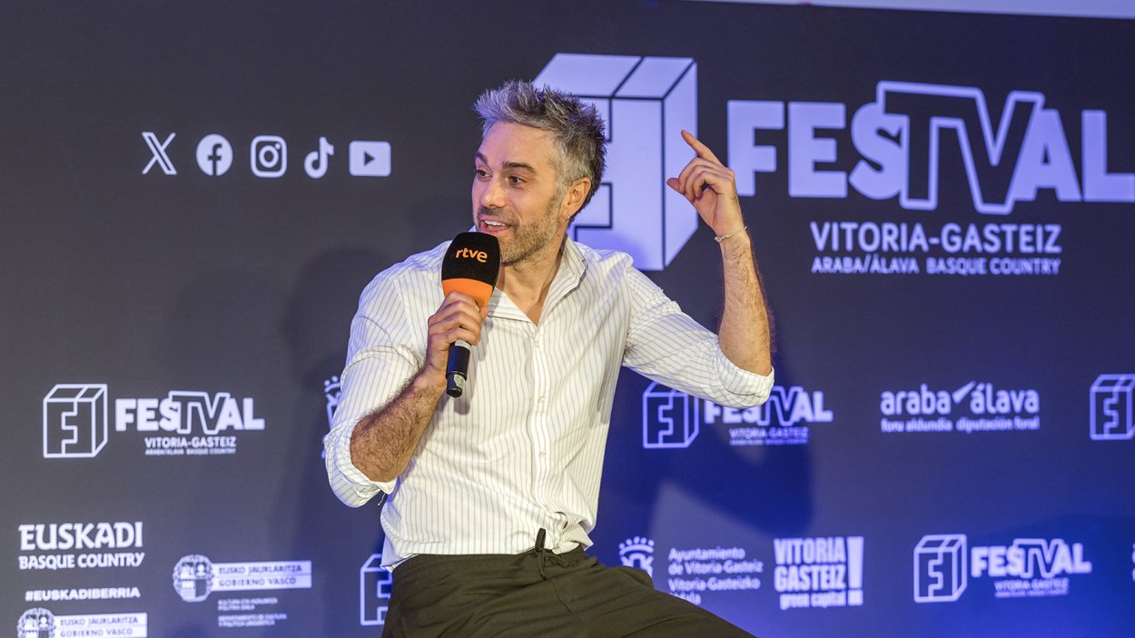 Dani Martínez en la presentación de 'Hitster' en el FesTVal de Vitoria