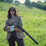 Kaya Scodelario en 2x01 titulado 'El camino al reino' de 'The Gentlemen: La serie'