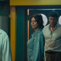 Kaya Scodelario en el 2x05 de 'The Gentlemen: La serie'