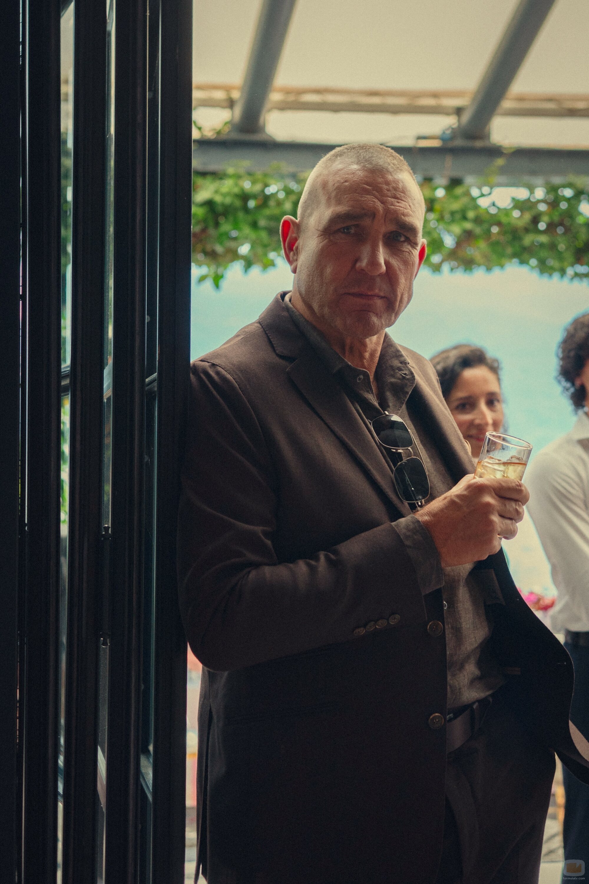 Vinnie Jones en la temporada 2 y el capítulo 06 de 'The Gentlemen: La serie'