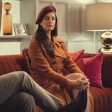 Kaya Scodelario en 2x08 'Tráeme la cabeza' de 'The Gentlemen: La serie'