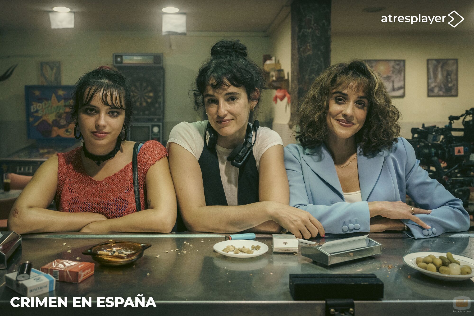 Belén Barenys y Macarena García junto a Claudia Costafreda en 'Crimen en España'