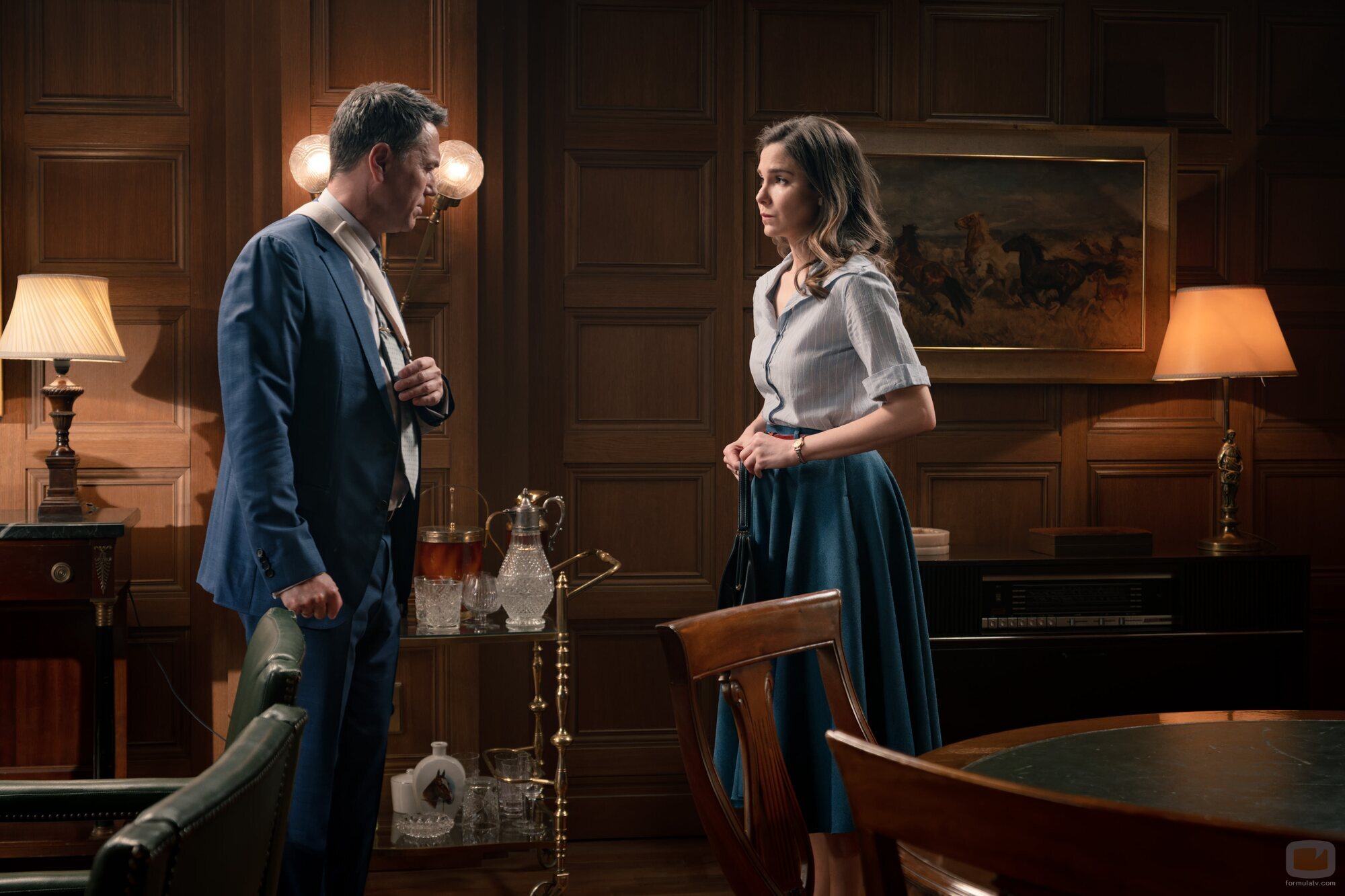 Natalia Sánchez y Oriol Tarrasón en 3x176 'Martes 22 de septiembre de 2026' de 'Sueños de libertad'