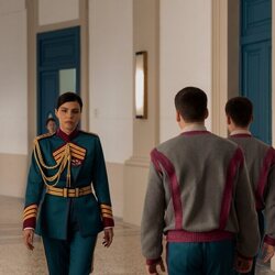 Irene Maiorino en 1x01 'El espadín' de 'Academia Minerva'