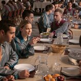 Alicia Edogamhe y Margherita Buoncristiani en 1x01 titulado 'El espadín' de 'Academia Minerva'