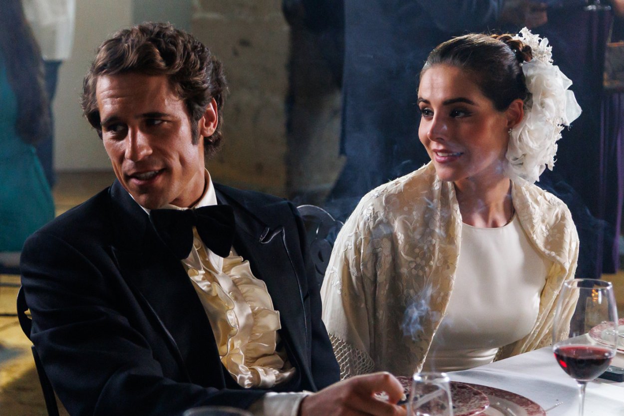 Martiño Rivas y Carmen Raigón en una escena de 'Rocío'
