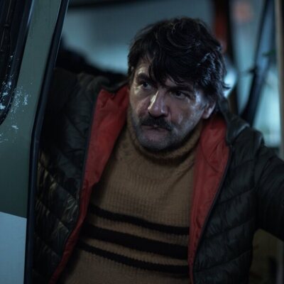 Plano de César Troncoso en la temporada 1 y el capítulo 05 de 'El Eternauta'