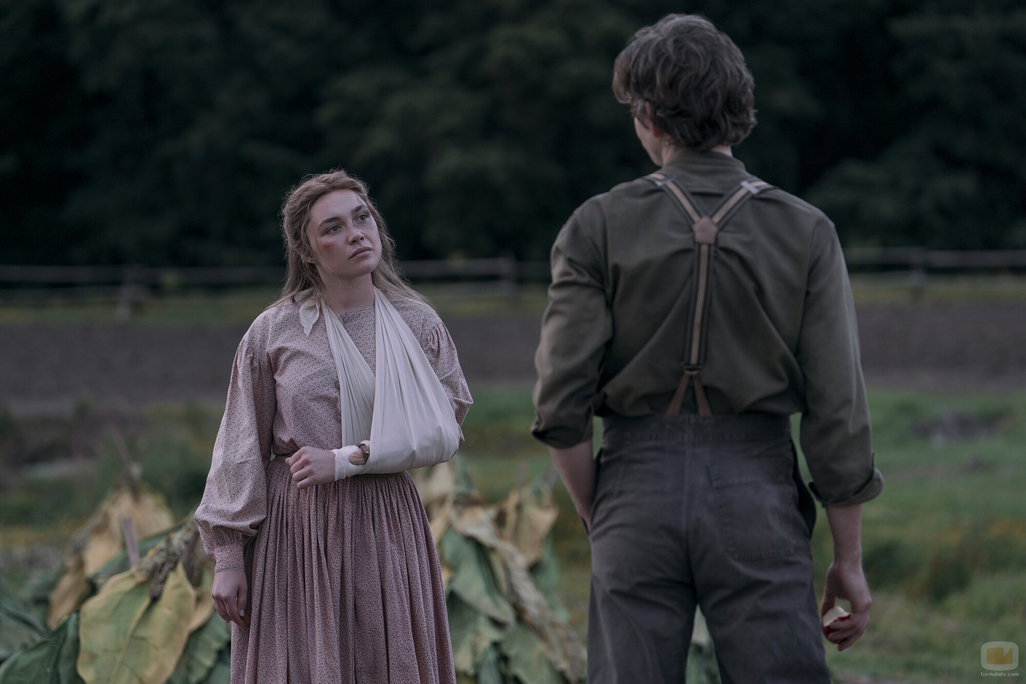 Florence Pugh en el 1x02 de 'Al este del Edén'