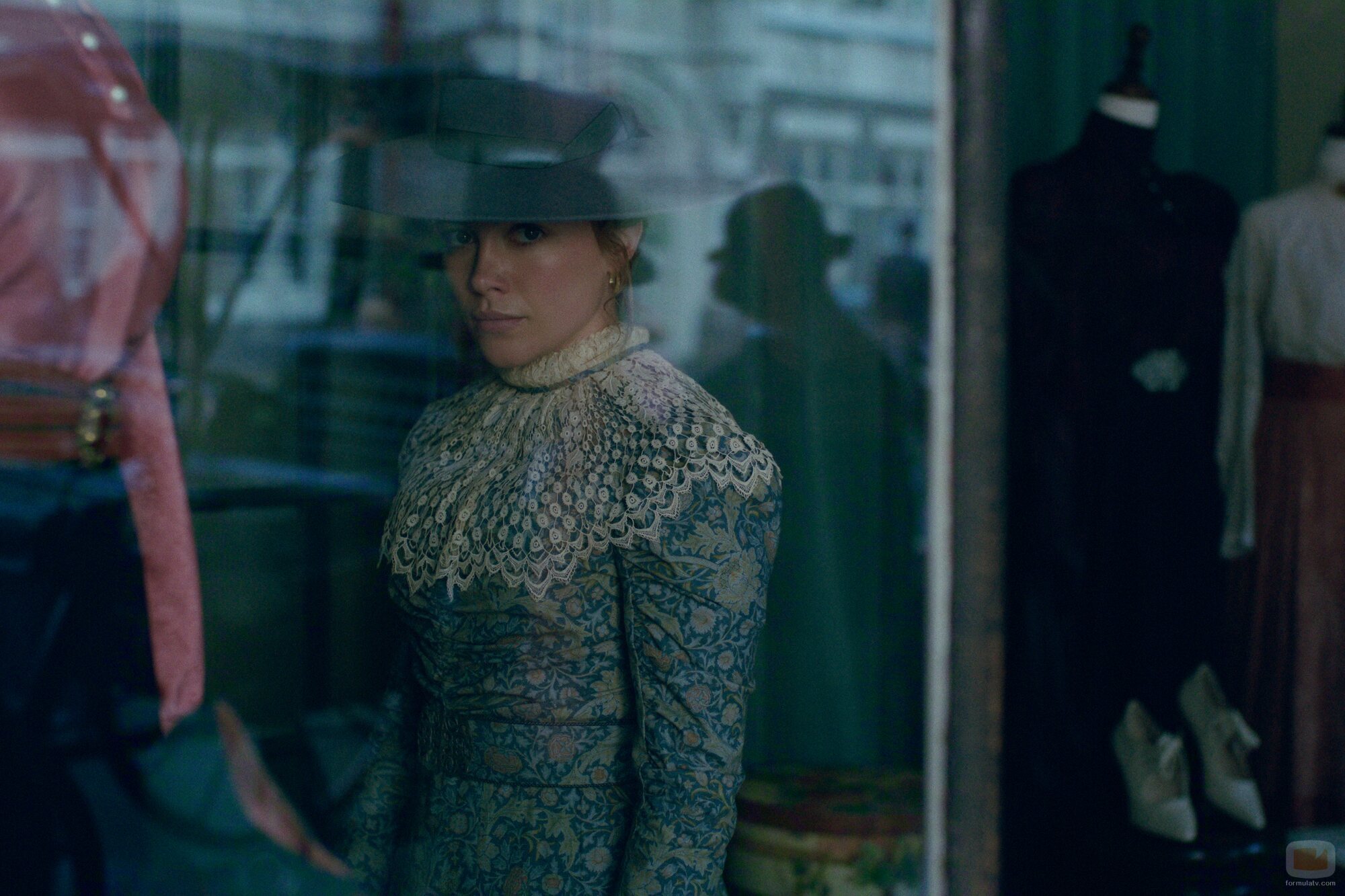Captura de Florence Pugh en 1x02 'Cathy' de 'Al este del Edén'