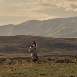 Florence Pugh en Capítulo 3 titulado 'En el valle' de 'Al este del Edén'
