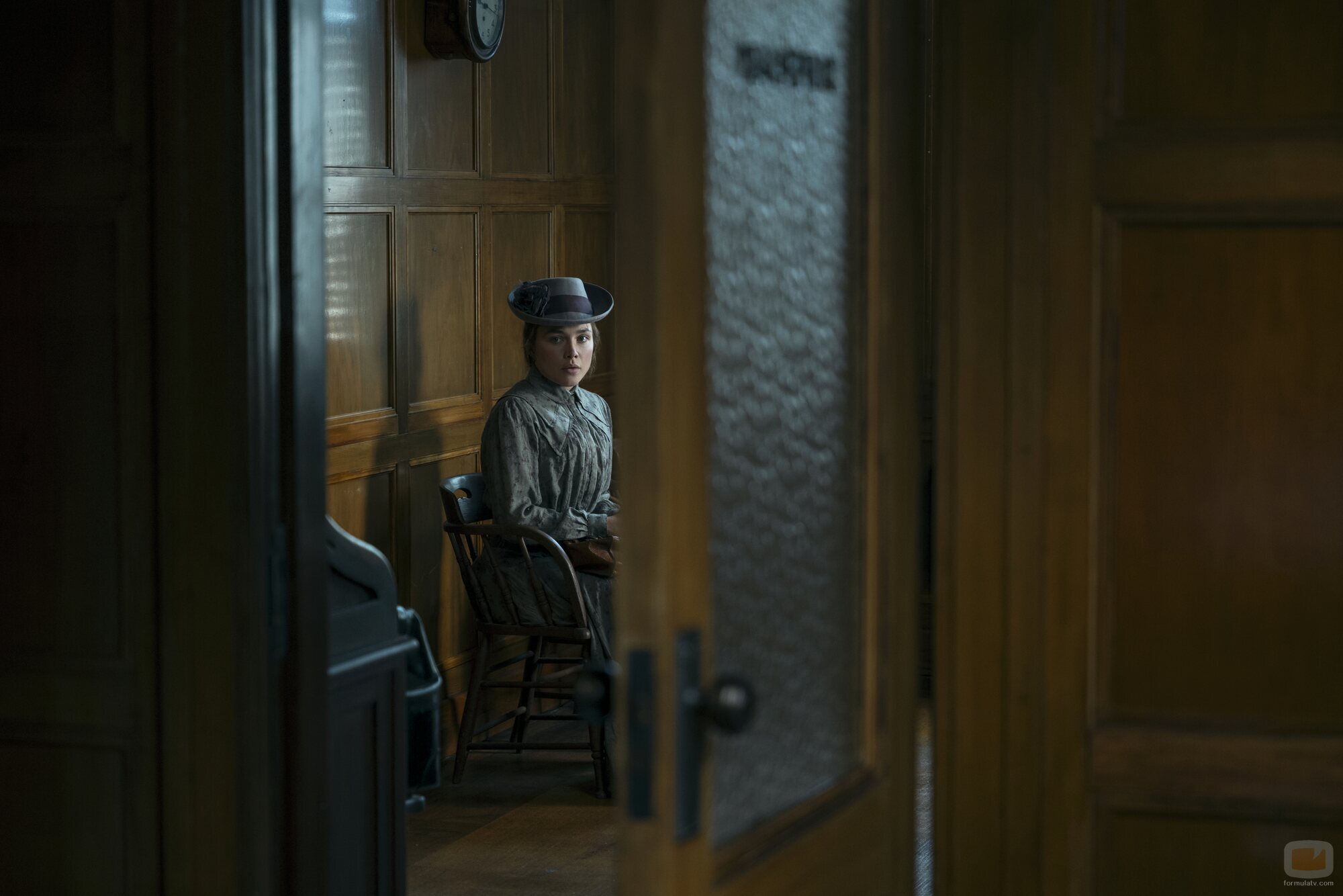 Florence Pugh en 'Kate' de 'Al este del Edén'