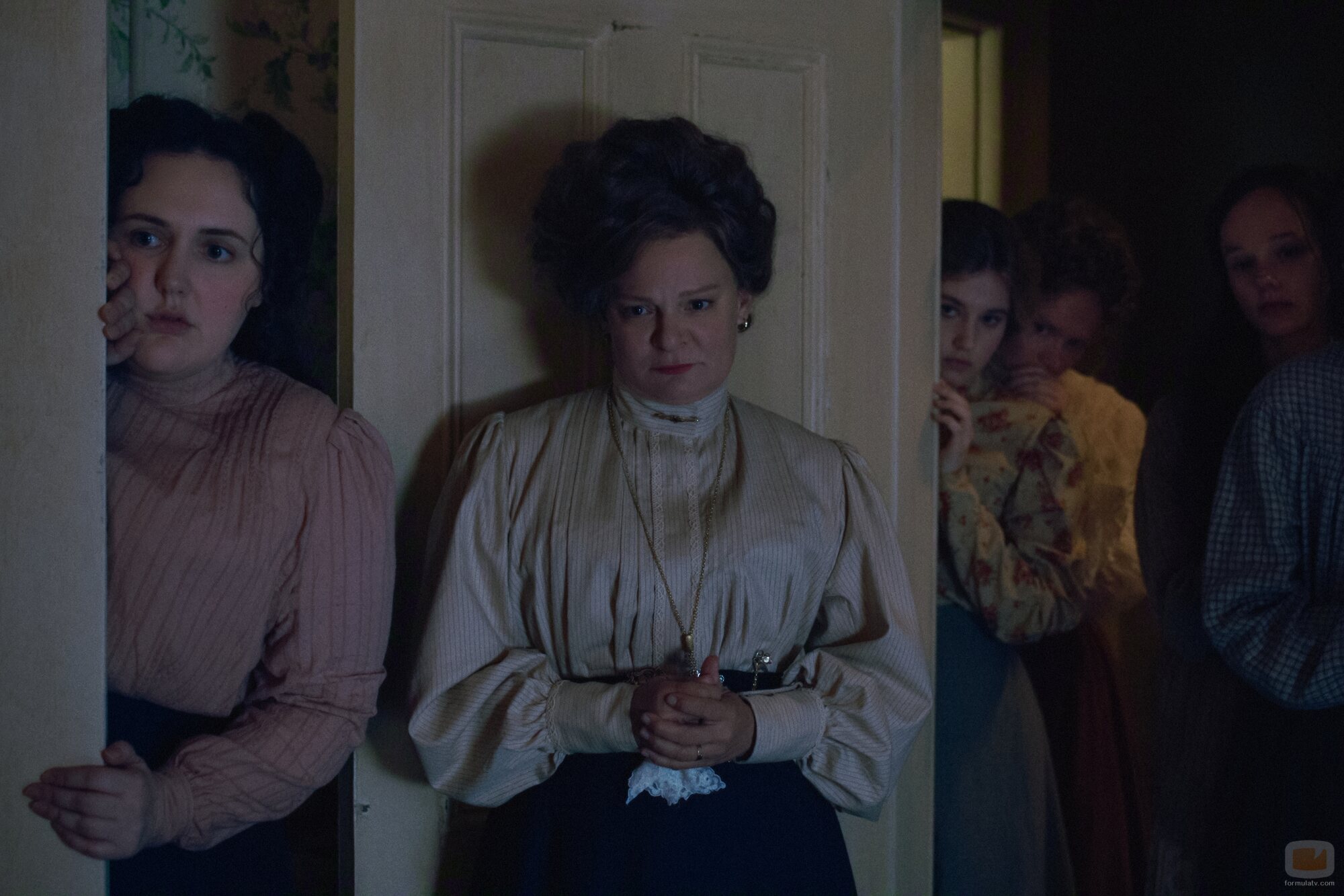Martha Plimpton en el 1x04 de 'Al este del Edén'