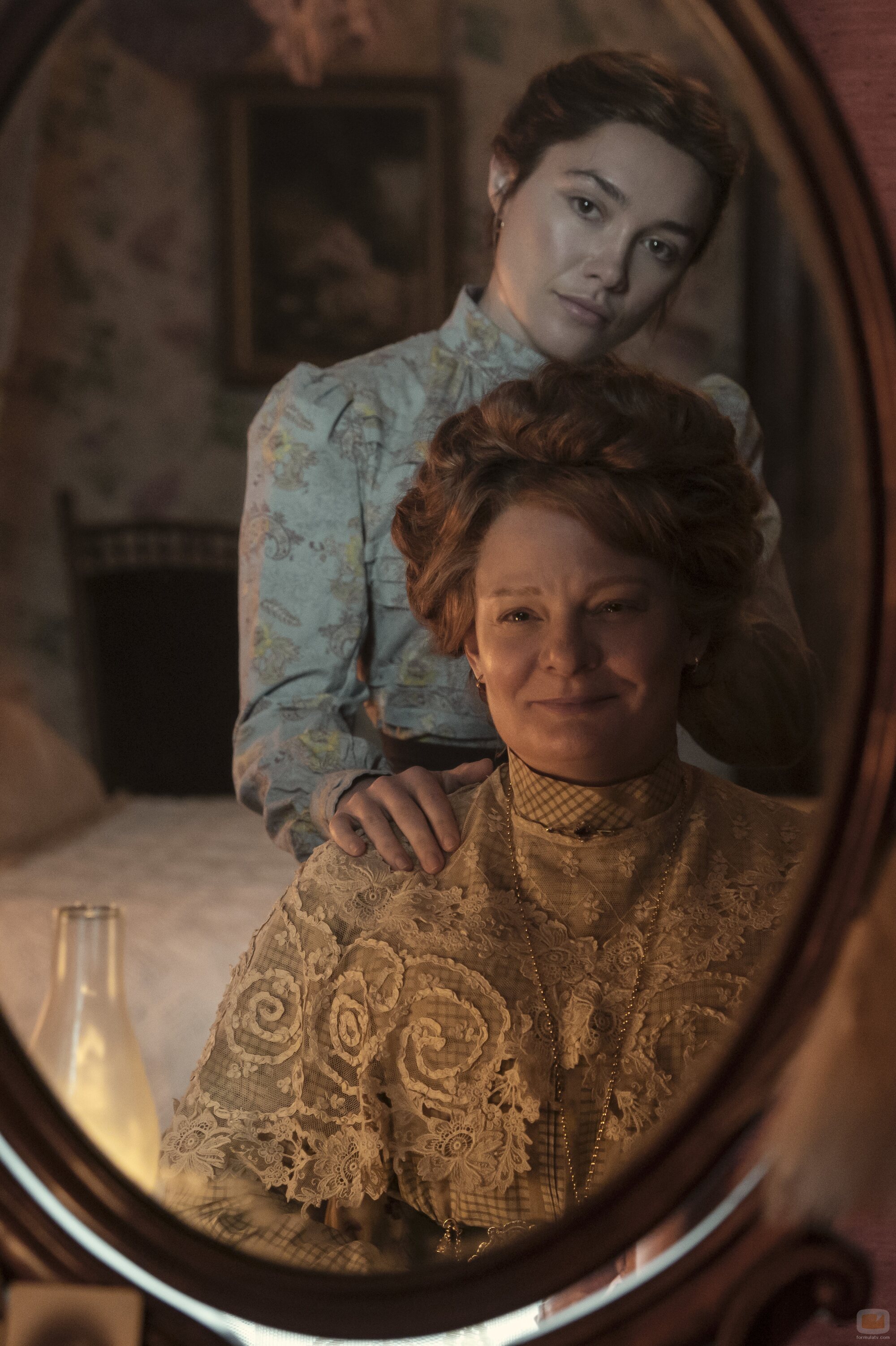 Florence Pugh y Martha Plimpton en el 1x04 de 'East of Eden'