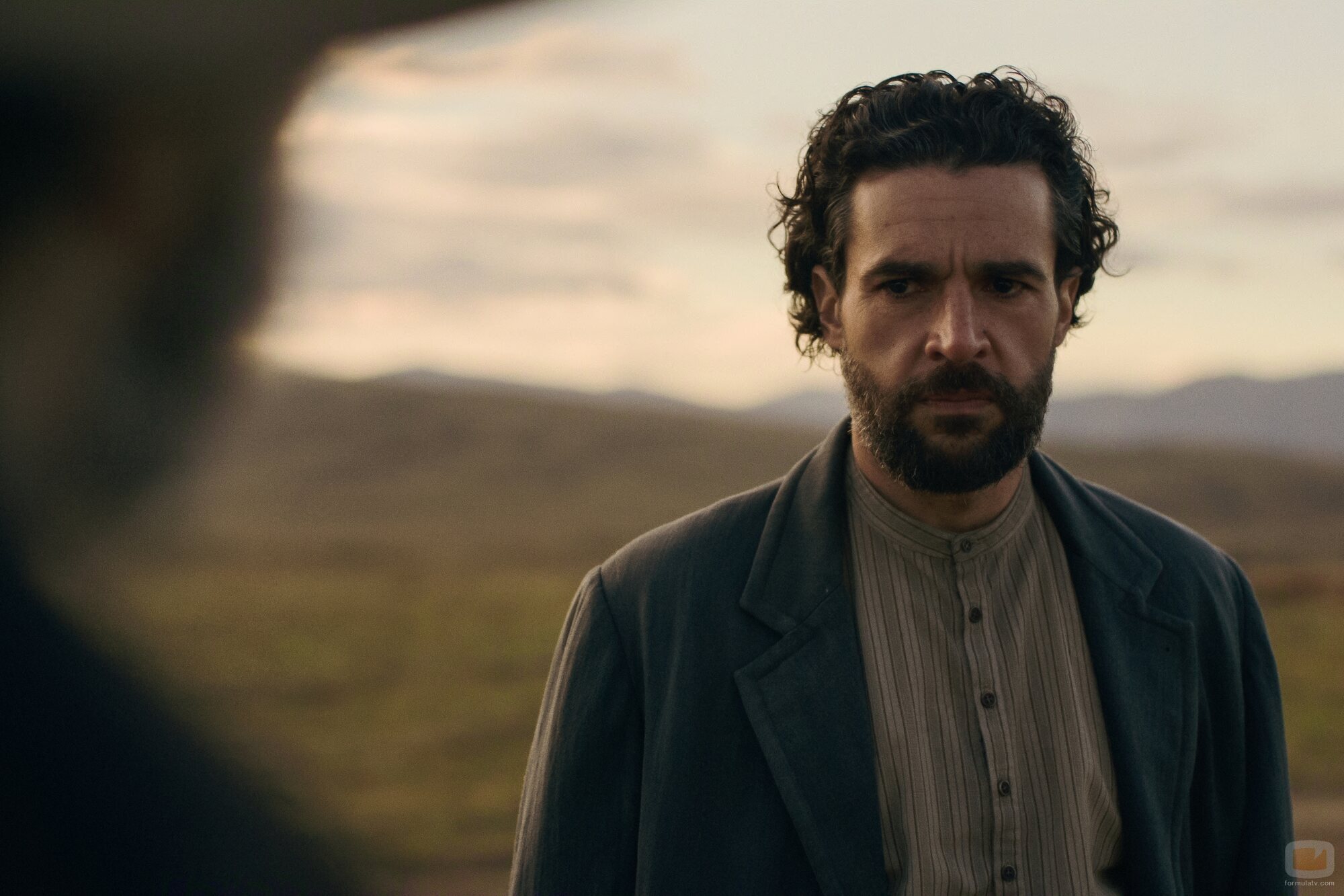 Promocional de Christopher Abbott en 'Partida' de 'East of Eden'