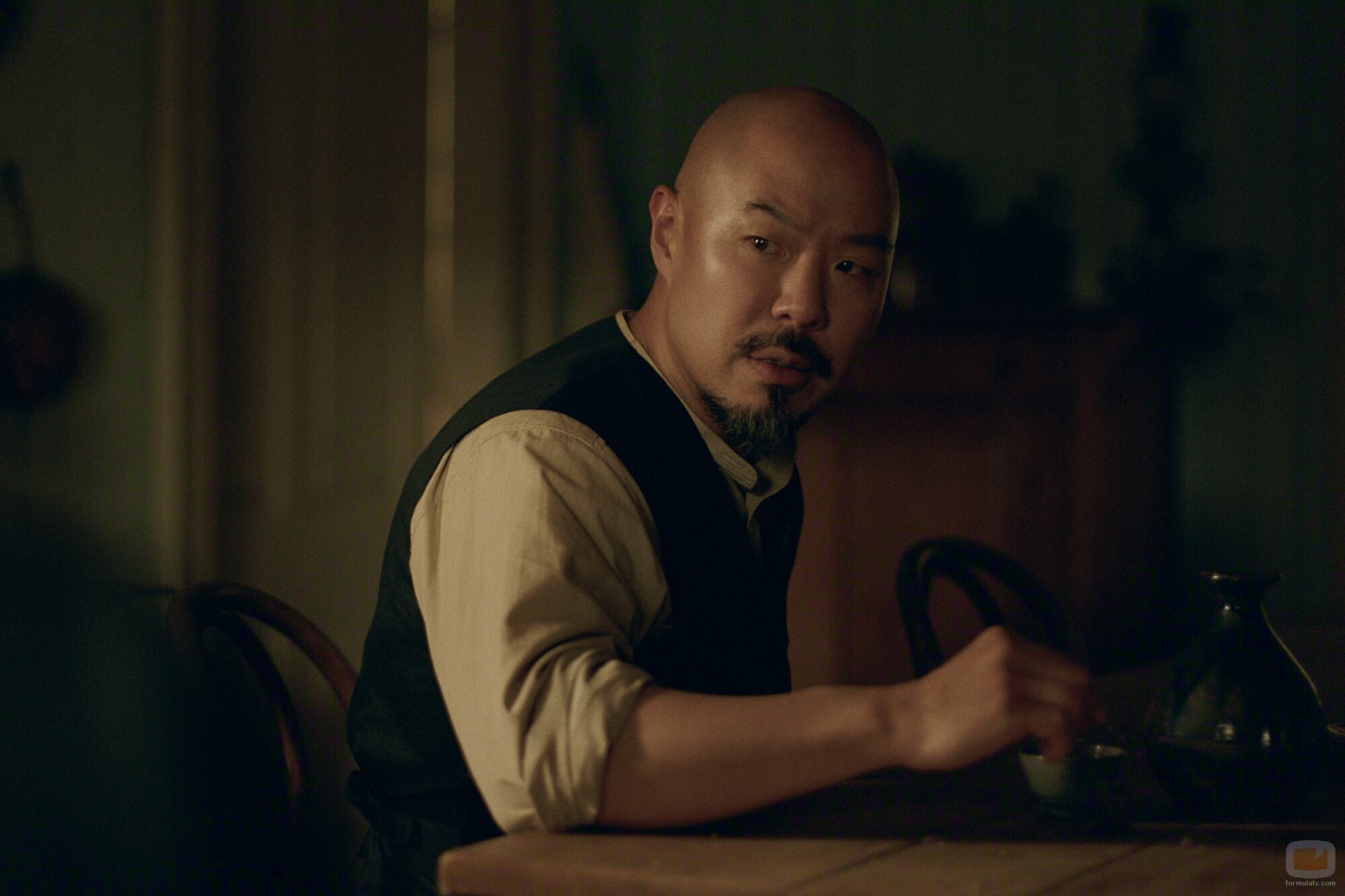 Hoon Lee en la temporada 1 y el capítulo 05 de 'Al este del Edén'