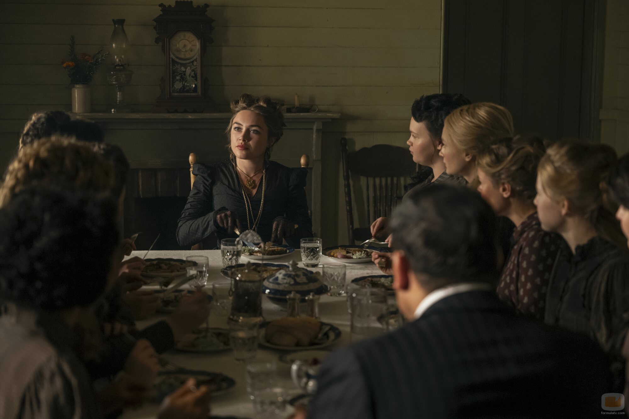 Imagen de Florence Pugh en 1x06 titulado 'El gran intento' de 'Al este del Edén'