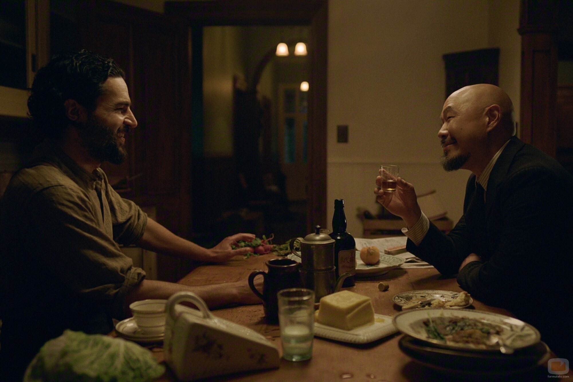 Christopher Abbott y Hoon Lee en 'El gran intento' de 'East of Eden'
