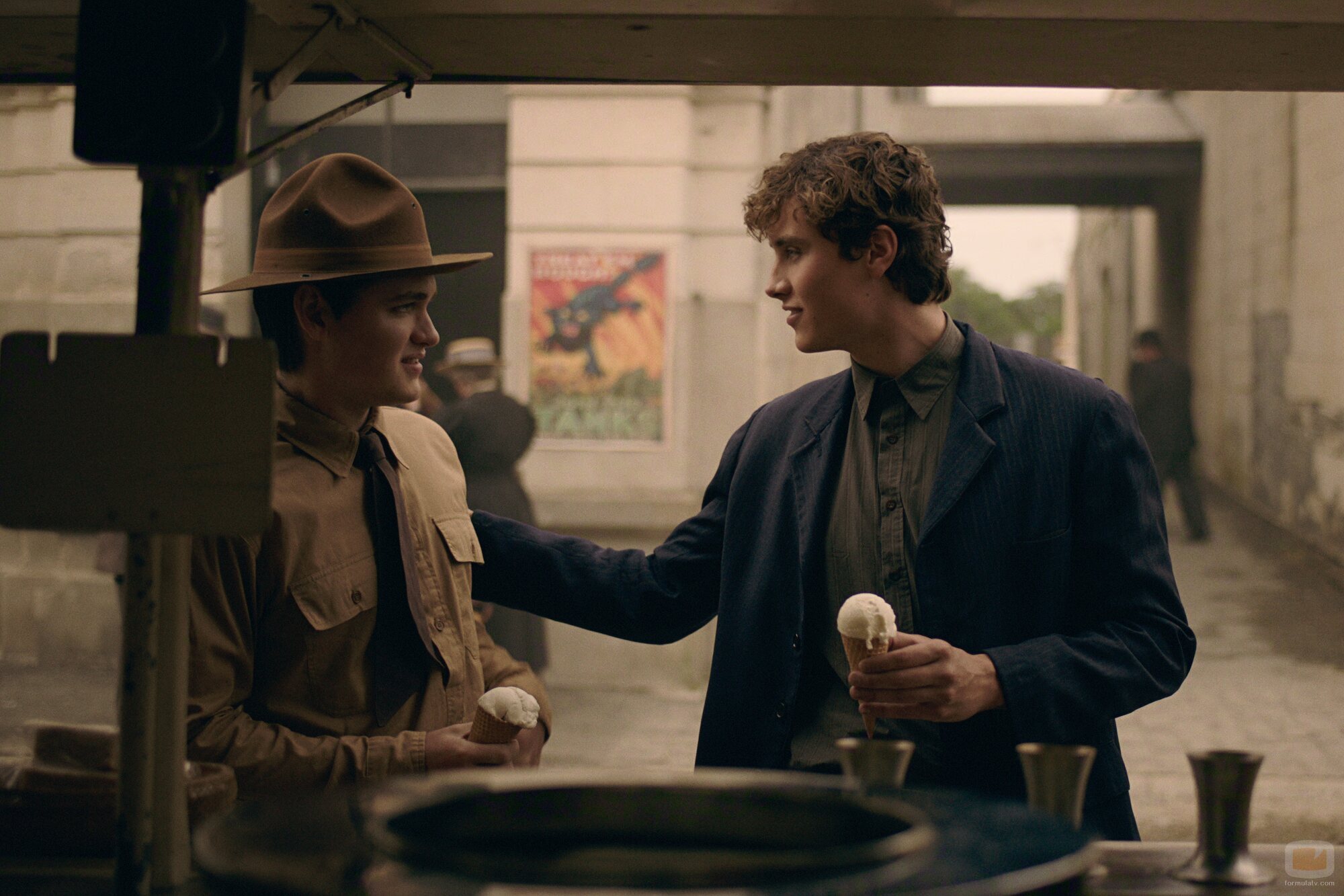 Joseph Zada en 1x06 'El gran intento' de 'Al este del Edén'