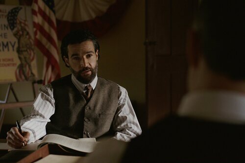 Christopher Abbott en 'Timshel' de 'East of Eden'