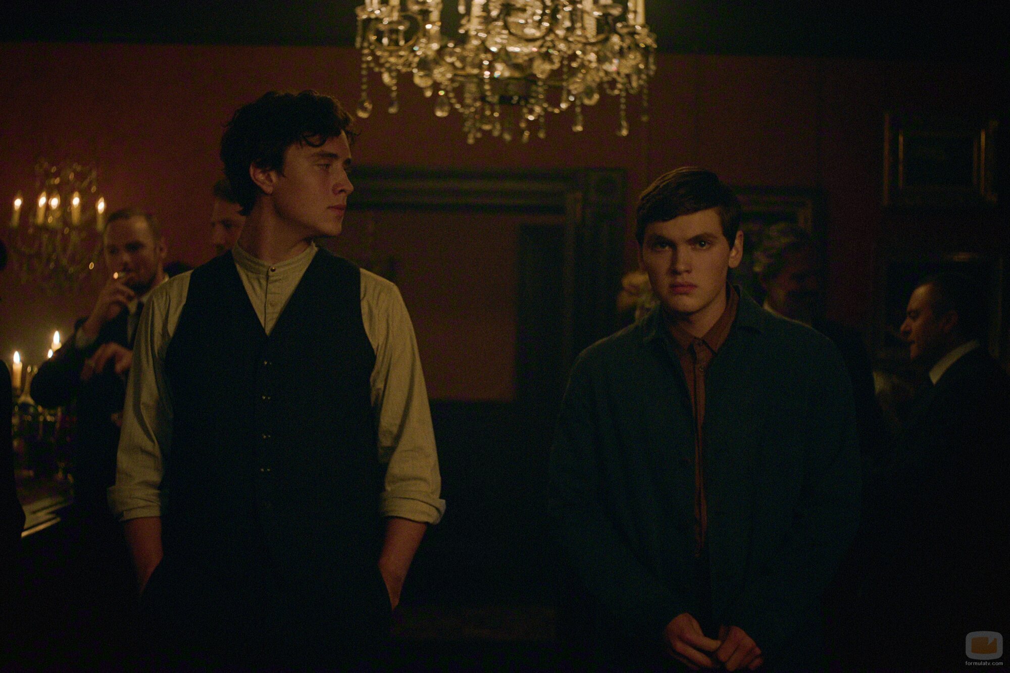 Captura de Joseph Zada en el 1x07 de 'Al este del Edén'