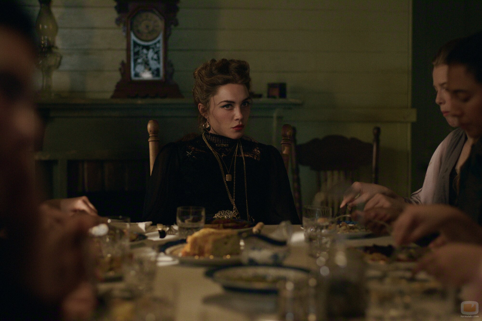 Florence Pugh en la temporada 1 y el capítulo 07 de 'Al este del Edén'