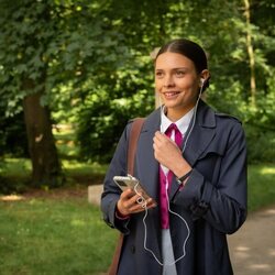 Fotograma de Harriet Herbig-Matten en 2x01 titulado 'Devastación' de 'Maxton Hall: Un mundo entre nosotros'