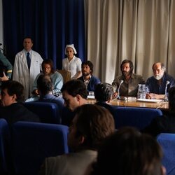 Temporada 1 y el capítulo 01 de 'A la deriva'
