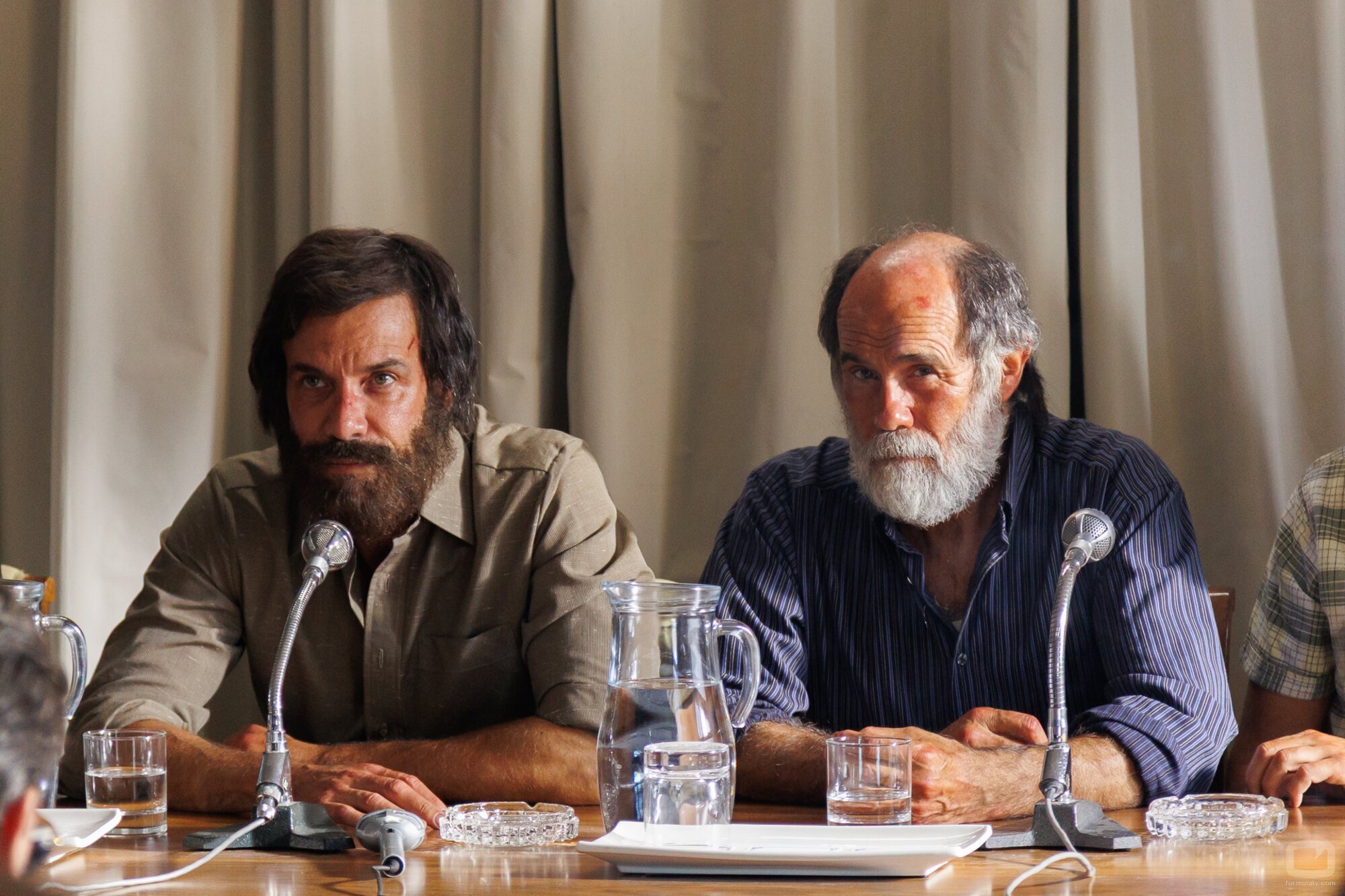 Joaquín Notario y Daniel Grao en Capítulo 1 titulado 'Capítulo 1' de 'A la deriva'