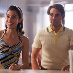 Foto de Llorenç González y Natalia Huarte en 'Capítulo 2' de 'A la deriva'