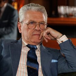 Luis Iglesia en el 1x03 de 'A la deriva'