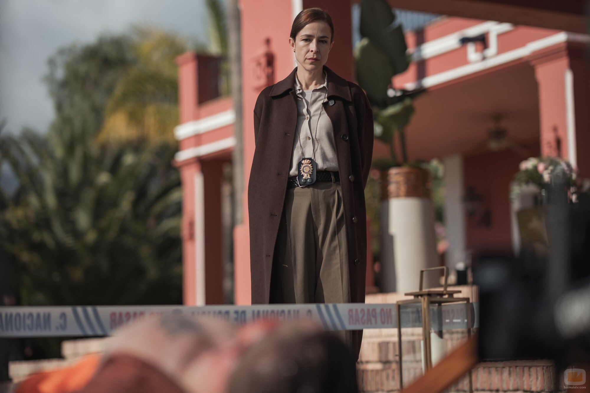 Silvia Abascal en 2x01 titulado 'Un cadáver' de 'Reina Roja'