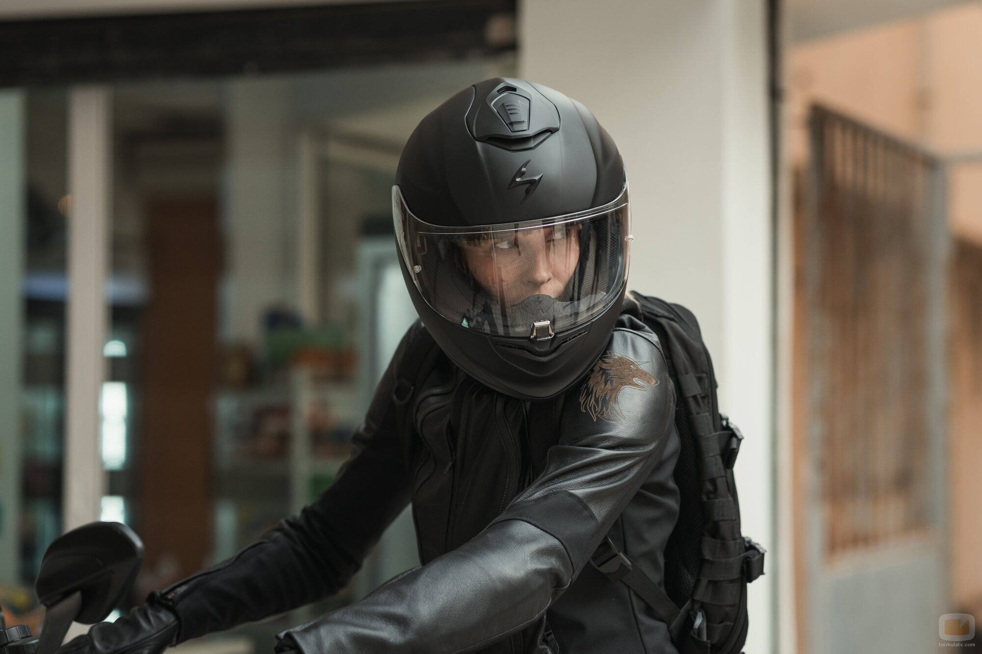 2x04 de 'Reina Roja'