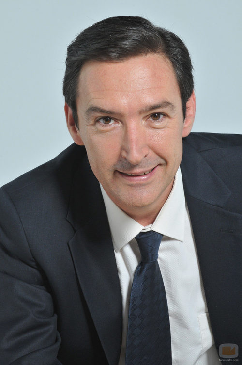 Ginés García Millán da vida a Adolfo Suárez