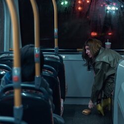 Still de Sharon Horgan en el 1x01 de 'Youth'