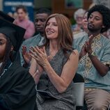 Sharon Horgan en 1x01 'Mandíbula Trabada' de 'Youth'