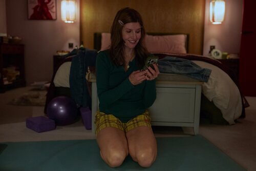 Promocional de Sharon Horgan en Capítulo 2 titulado 'Quemador de Carretas' de 'Youth'